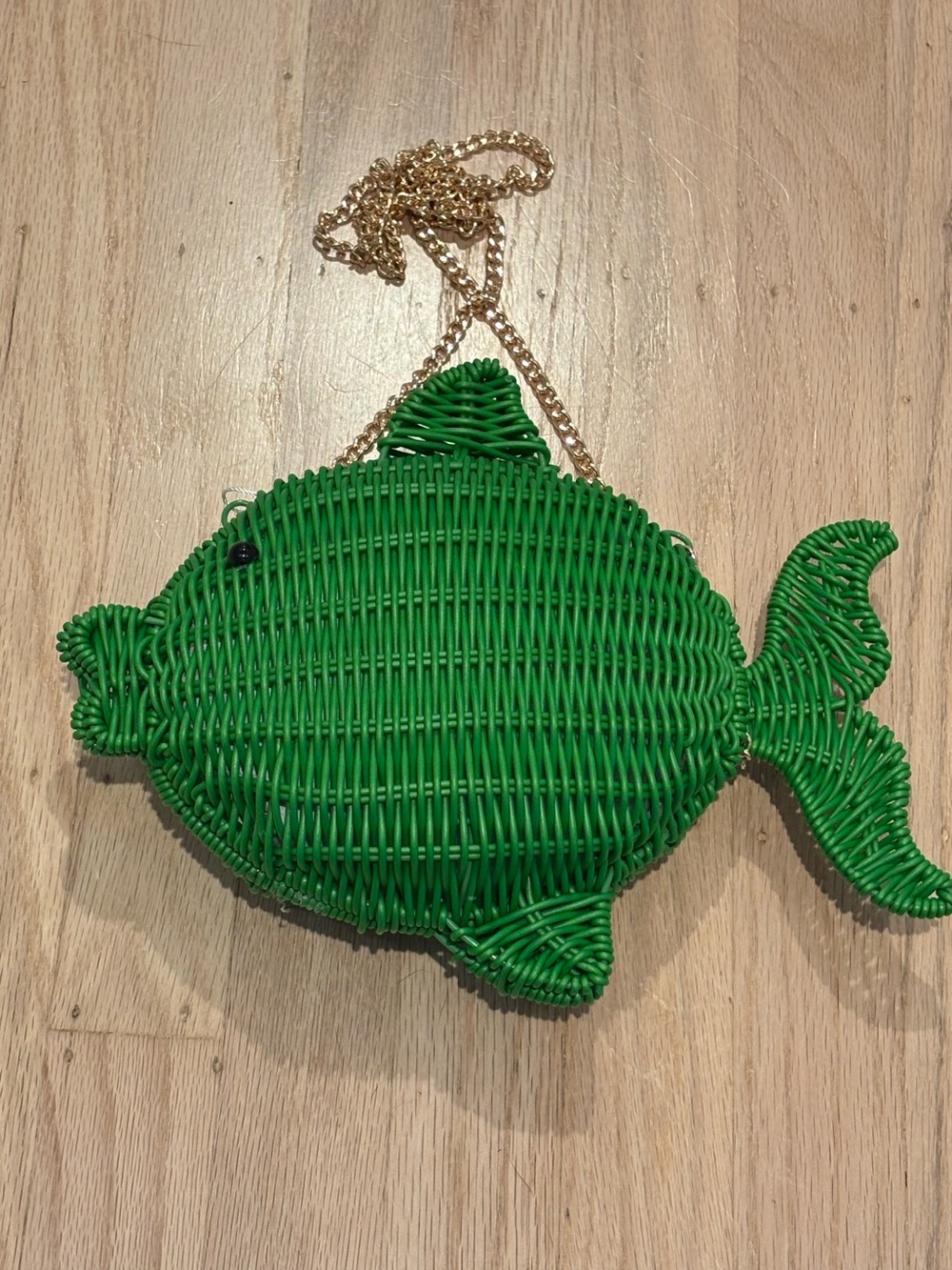 NWT Tommy Bahama green woven fish crossbody/ clutch